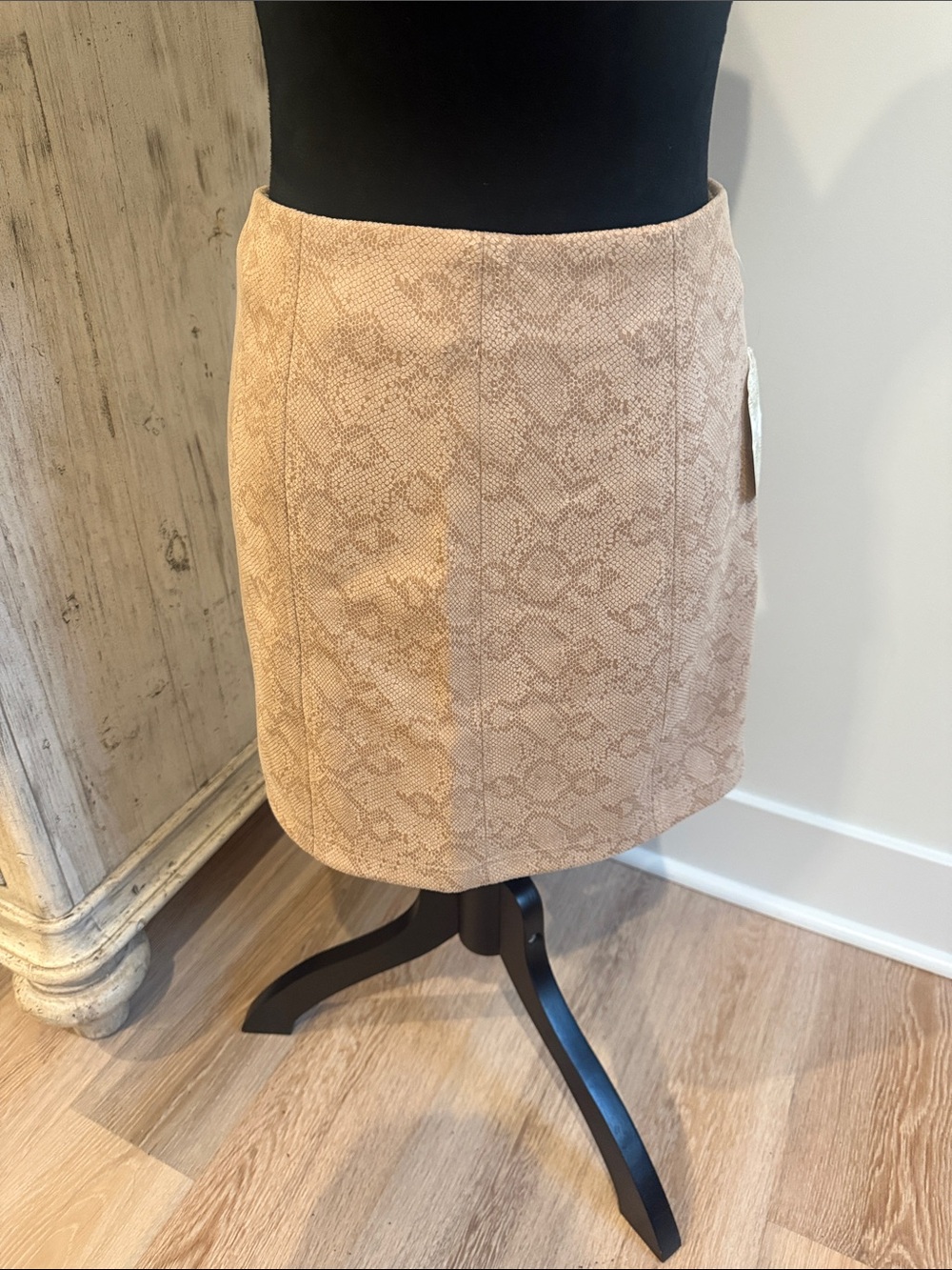 Altar’s State mini skirt, new with tags! Suede feel material.